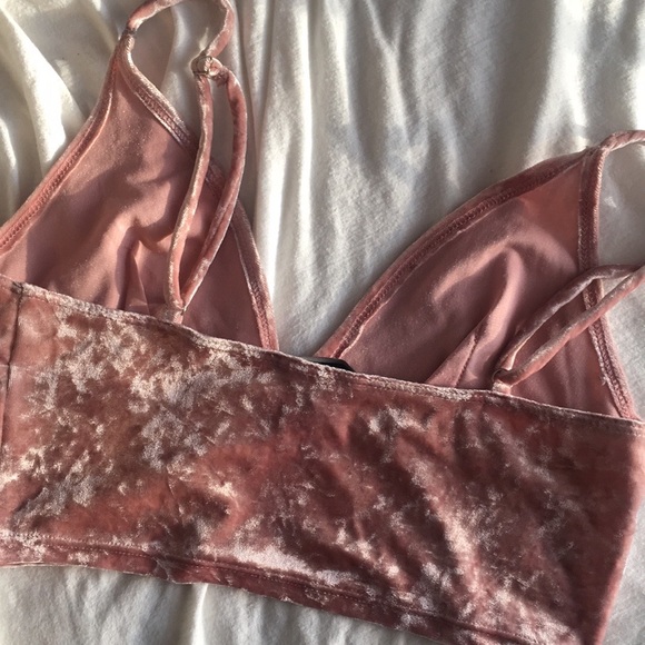 SOLD: Velvet bralette - Picture 3 of 5